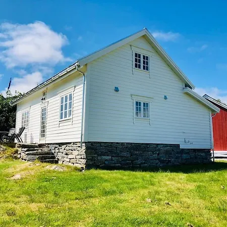 Waterfront Holiday home *