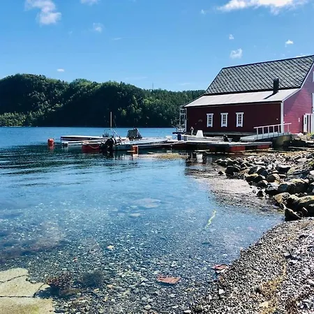 Waterfront Holiday home Alesund